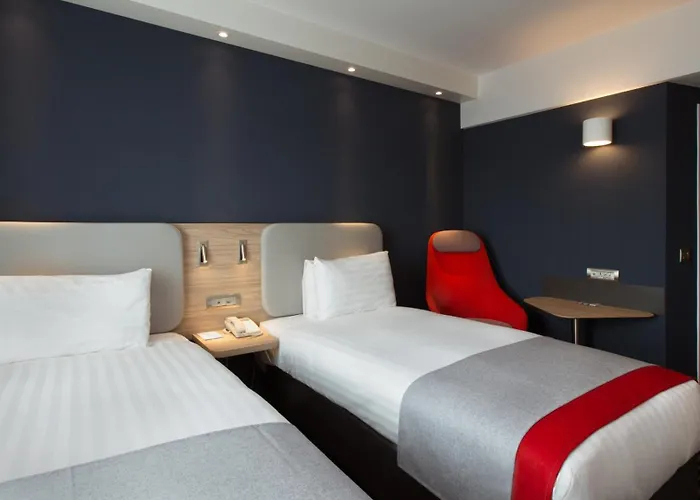 Holiday Inn Express Geneva Airport By Ihg Meyrin
